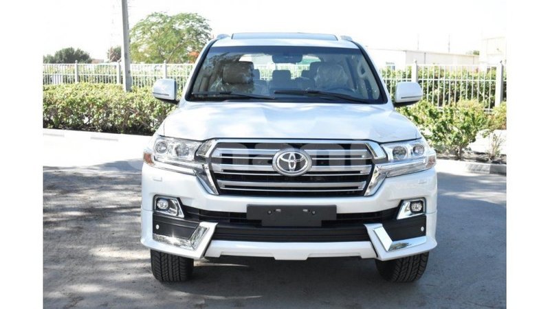 Big with watermark toyota land cruiser dhufar import dubai 2415