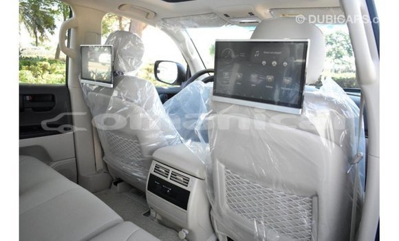 Buy Import Toyota Land Cruiser White Car in Import - Dubai in Dhufar Buy Import Toyota Land Cruiser White Car in Import - Dubai in Dhufar