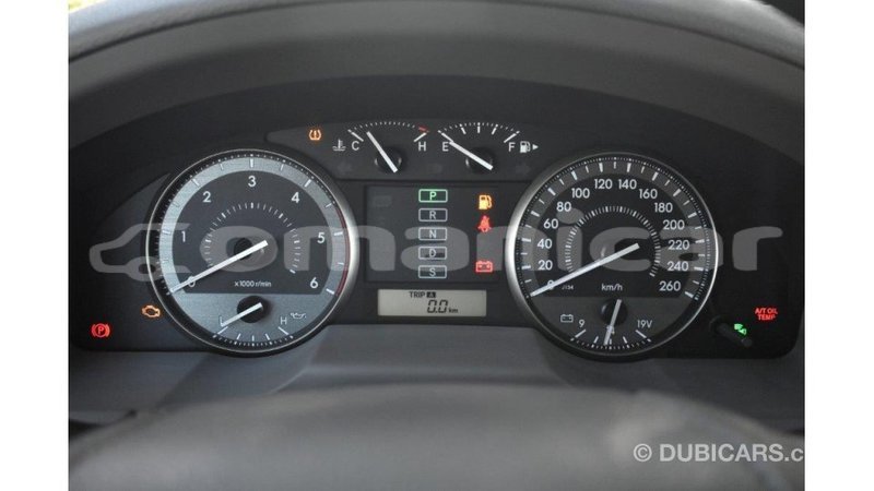 Big with watermark toyota land cruiser dhufar import dubai 2415