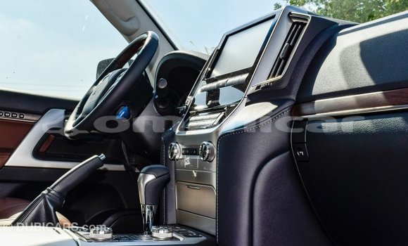 Buy Import Toyota Land Cruiser Black Car in Import - Dubai in Dhufar Buy Import Toyota Land Cruiser Black Car in Import - Dubai in Dhufar