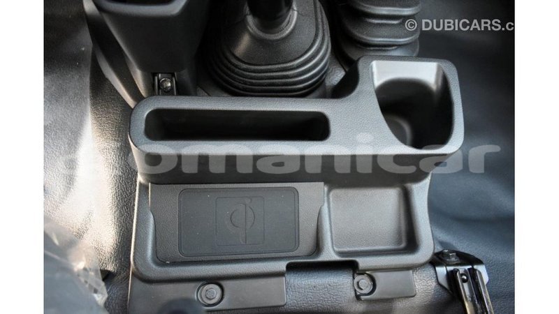 Big with watermark toyota land cruiser dhufar import dubai 2433