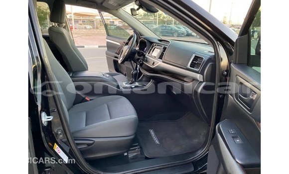 Buy Import Toyota Highlander Black Car in Import - Dubai in Dhufar Buy Import Toyota Highlander Black Car in Import - Dubai in Dhufar