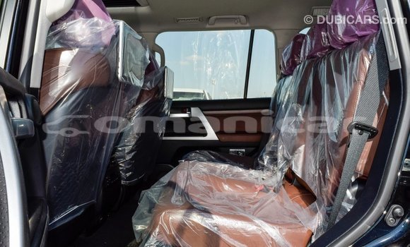 Buy Import Toyota Land Cruiser Black Car in Import - Dubai in Dhufar Buy Import Toyota Land Cruiser Black Car in Import - Dubai in Dhufar