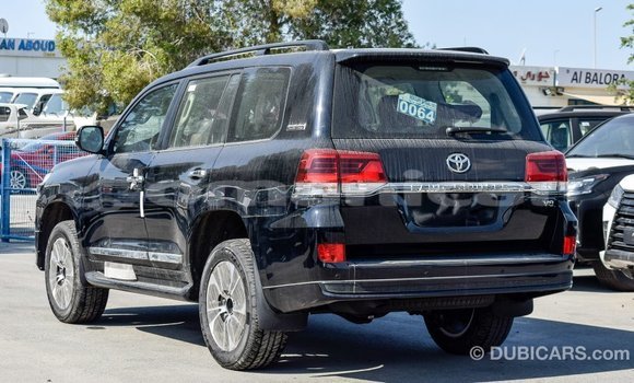 Buy Import Toyota Land Cruiser Black Car in Import - Dubai in Dhufar Buy Import Toyota Land Cruiser Black Car in Import - Dubai in Dhufar