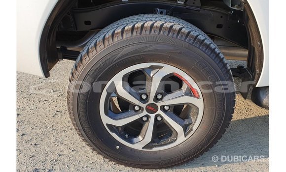 Buy Import Toyota Hilux White Car in Import - Dubai in Dhufar Buy Import Toyota Hilux White Car in Import - Dubai in Dhufar