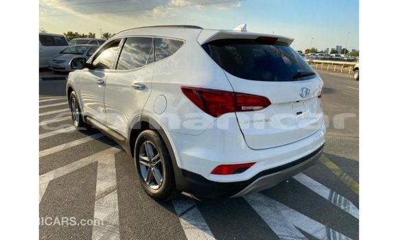 Buy Import Hyundai Santa Fe White Car in Import - Dubai in Dhufar Buy Import Hyundai Santa Fe White Car in Import - Dubai in Dhufar