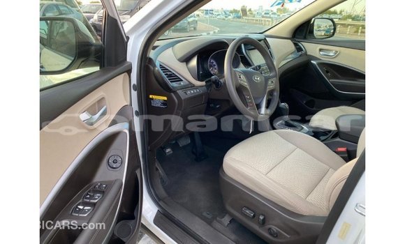 Buy Import Hyundai Santa Fe White Car in Import - Dubai in Dhufar Buy Import Hyundai Santa Fe White Car in Import - Dubai in Dhufar