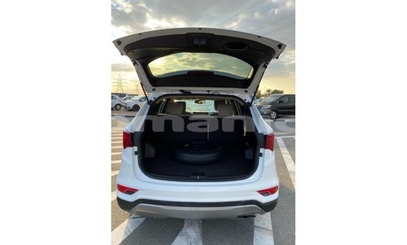 Buy Import Hyundai Santa Fe White Car in Import - Dubai in Dhufar Buy Import Hyundai Santa Fe White Car in Import - Dubai in Dhufar