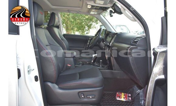 Buy Import Toyota 4Runner White Car in Import - Dubai in Dhufar Buy Import Toyota 4Runner White Car in Import - Dubai in Dhufar