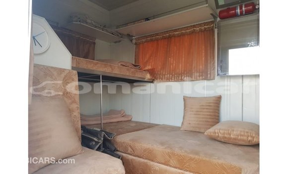 Buy Import Kia Carens White Car in Import - Dubai in Dhufar Buy Import Kia Carens White Car in Import - Dubai in Dhufar