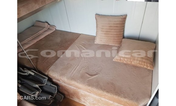 Buy Import Kia Carens White Car in Import - Dubai in Dhufar Buy Import Kia Carens White Car in Import - Dubai in Dhufar