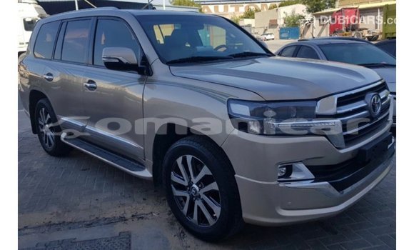 Buy Import Toyota Land Cruiser Other Car in Import - Dubai in Dhufar Buy Import Toyota Land Cruiser Other Car in Import - Dubai in Dhufar