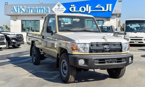 Buy Import Toyota Land Cruiser Beige Car in Import - Dubai in Dhufar Buy Import Toyota Land Cruiser Beige Car in Import - Dubai in Dhufar