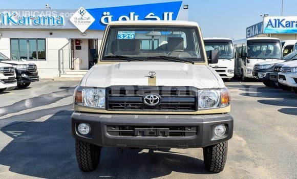 Buy Import Toyota Land Cruiser Beige Car in Import - Dubai in Dhufar Buy Import Toyota Land Cruiser Beige Car in Import - Dubai in Dhufar