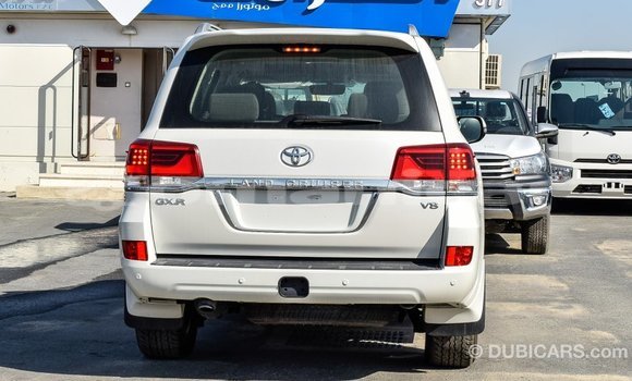 Buy Import Toyota Land Cruiser White Car in Import - Dubai in Dhufar Buy Import Toyota Land Cruiser White Car in Import - Dubai in Dhufar