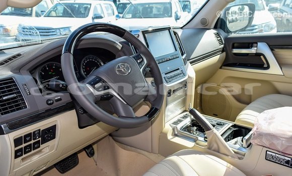 Buy Import Toyota Land Cruiser Black Car in Import - Dubai in Dhufar Buy Import Toyota Land Cruiser Black Car in Import - Dubai in Dhufar