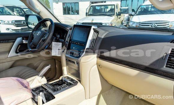 Buy Import Toyota Land Cruiser Black Car in Import - Dubai in Dhufar Buy Import Toyota Land Cruiser Black Car in Import - Dubai in Dhufar