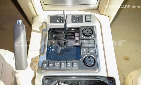 Buy Import Toyota Land Cruiser Black Car in Import - Dubai in Dhufar Buy Import Toyota Land Cruiser Black Car in Import - Dubai in Dhufar