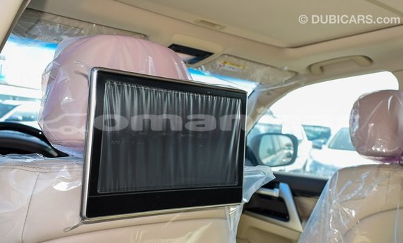 Buy Import Toyota Land Cruiser Black Car in Import - Dubai in Dhufar Buy Import Toyota Land Cruiser Black Car in Import - Dubai in Dhufar