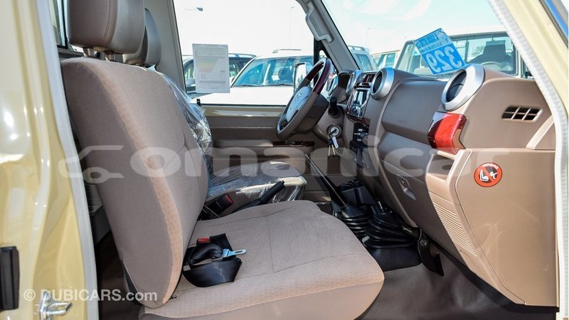 Big with watermark toyota land cruiser dhufar import dubai 2451