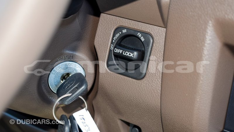 Big with watermark toyota land cruiser dhufar import dubai 2451