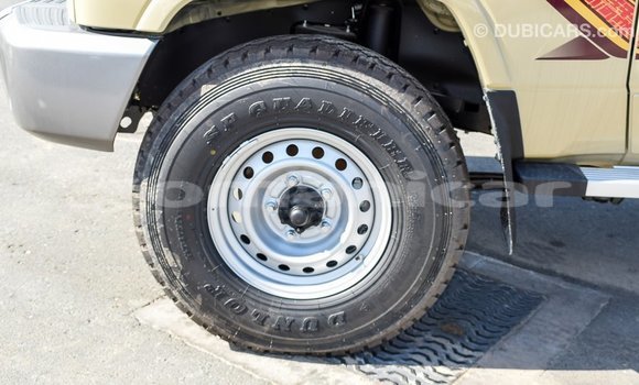 Buy Import Toyota Land Cruiser Beige Car in Import - Dubai in Dhufar Buy Import Toyota Land Cruiser Beige Car in Import - Dubai in Dhufar