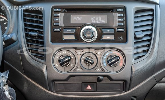 Buy Import Mitsubishi L200 White Car in Import - Dubai in Dhufar Buy Import Mitsubishi L200 White Car in Import - Dubai in Dhufar