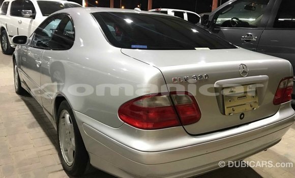 Buy Import Mercedes-Benz 190 (W201) Other Car in Import - Dubai in Dhufar Buy Import Mercedes-Benz 190 (W201) Other Car in Import - Dubai in Dhufar