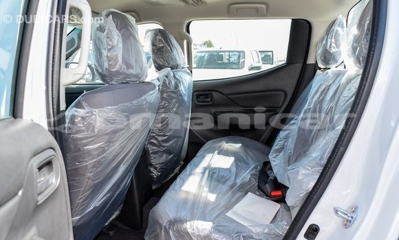 Buy Import Mitsubishi L200 White Car in Import - Dubai in Dhufar Buy Import Mitsubishi L200 White Car in Import - Dubai in Dhufar