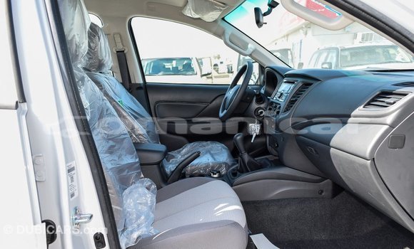 Buy Import Mitsubishi L200 White Car in Import - Dubai in Dhufar Buy Import Mitsubishi L200 White Car in Import - Dubai in Dhufar