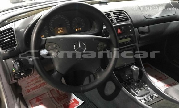 Buy Import Mercedes-Benz 190 (W201) Other Car in Import - Dubai in Dhufar Buy Import Mercedes-Benz 190 (W201) Other Car in Import - Dubai in Dhufar