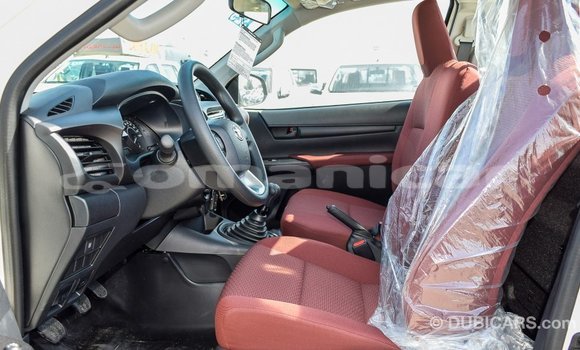 Buy Import Toyota Hilux White Car in Import - Dubai in Dhufar Buy Import Toyota Hilux White Car in Import - Dubai in Dhufar