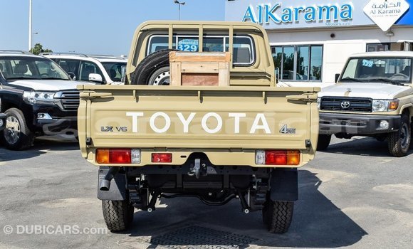 Buy Import Toyota Land Cruiser Beige Car in Import - Dubai in Dhufar Buy Import Toyota Land Cruiser Beige Car in Import - Dubai in Dhufar