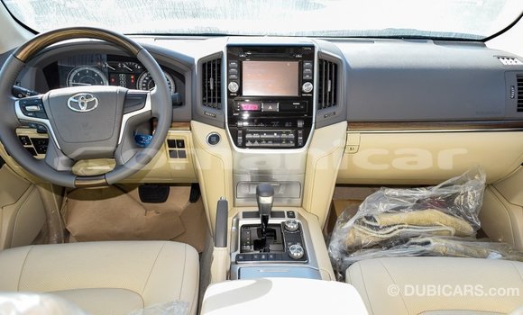 Buy Import Toyota Land Cruiser Black Car in Import - Dubai in Dhufar Buy Import Toyota Land Cruiser Black Car in Import - Dubai in Dhufar