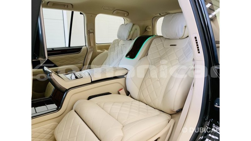 Big with watermark lexus lx dhufar import dubai 2469