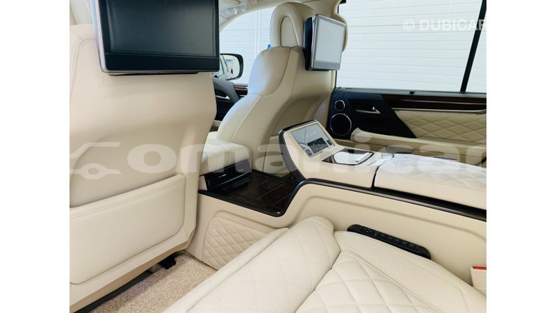 Big with watermark lexus lx dhufar import dubai 2469