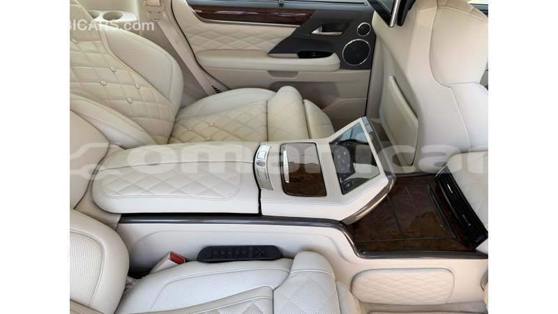 Big with watermark lexus lx dhufar import dubai 2469