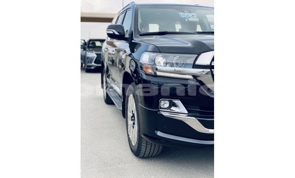 Buy Import Toyota Land Cruiser Black Car in Import - Dubai in Dhufar Buy Import Toyota Land Cruiser Black Car in Import - Dubai in Dhufar