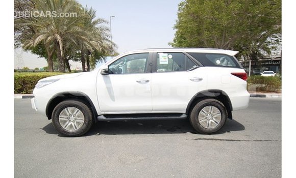Buy Import Toyota Fortuner White Car in Import - Dubai in Dhufar Buy Import Toyota Fortuner White Car in Import - Dubai in Dhufar