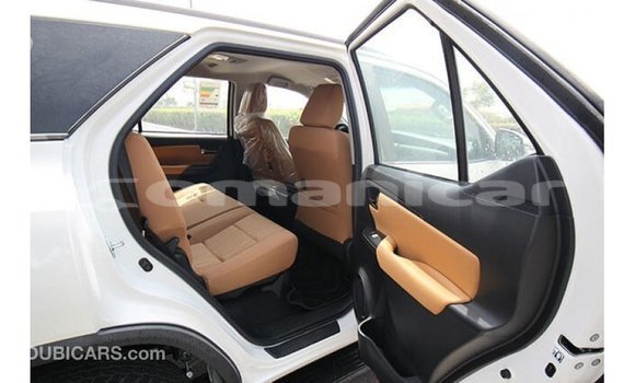 Buy Import Toyota Fortuner White Car in Import - Dubai in Dhufar Buy Import Toyota Fortuner White Car in Import - Dubai in Dhufar