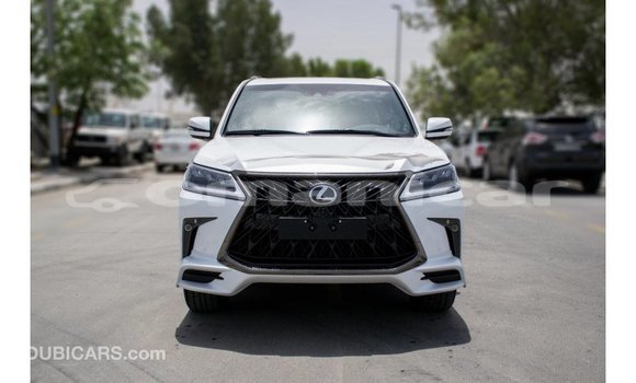 Buy Import Lexus LX White Car in Import - Dubai in Dhufar Buy Import Lexus LX White Car in Import - Dubai in Dhufar