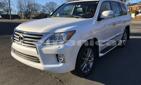 Buy Used Lexus LX 570 White Car in al–Mudaybi in ash-Sharqiyah