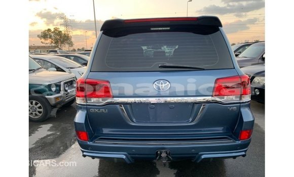 Buy Import Toyota Land Cruiser Blue Car in Import - Dubai in Dhufar Buy Import Toyota Land Cruiser Blue Car in Import - Dubai in Dhufar
