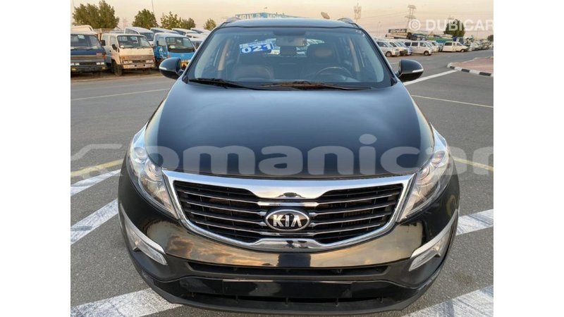 Big with watermark kia sportage dhufar import dubai 2479