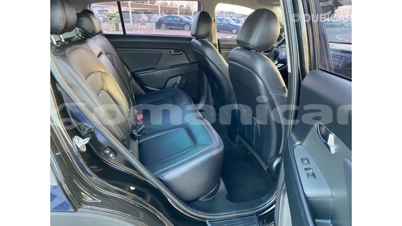 Big with watermark kia sportage dhufar import dubai 2479