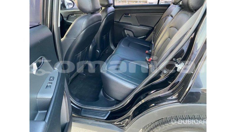 Big with watermark kia sportage dhufar import dubai 2479