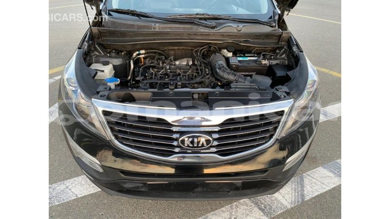 Big with watermark kia sportage dhufar import dubai 2479