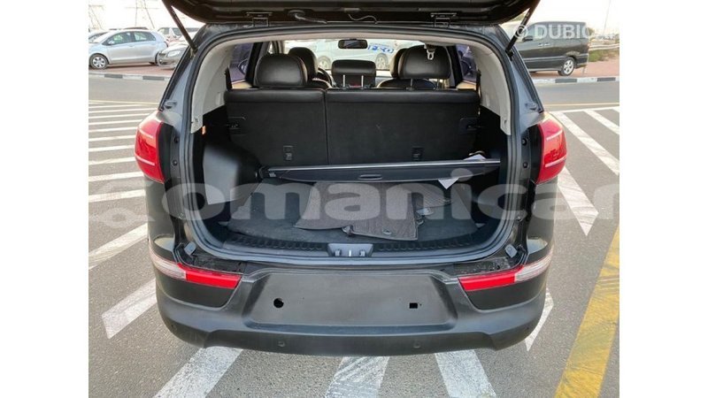 Big with watermark kia sportage dhufar import dubai 2479