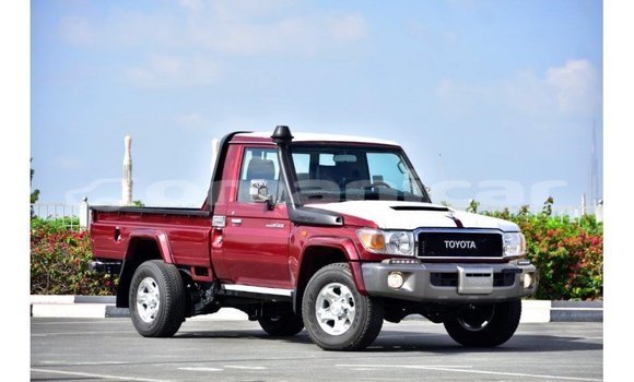 Buy Import Toyota Land Cruiser Red Car in Import - Dubai in Dhufar Buy Import Toyota Land Cruiser Red Car in Import - Dubai in Dhufar
