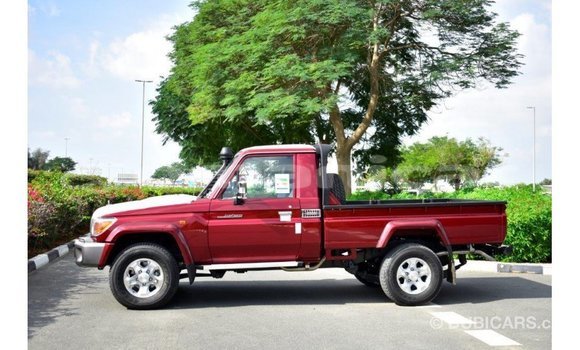 Buy Import Toyota Land Cruiser Red Car in Import - Dubai in Dhufar Buy Import Toyota Land Cruiser Red Car in Import - Dubai in Dhufar